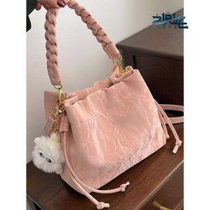 Lux Vibe Classic Shoulder Bag